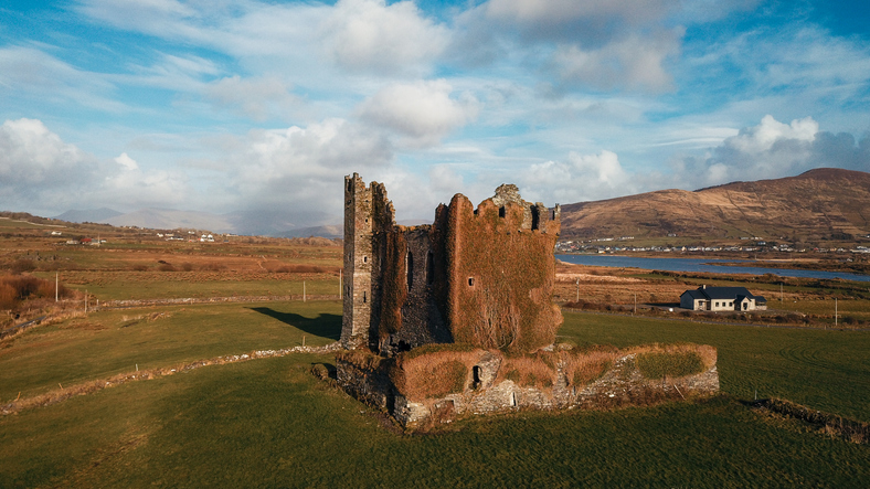 Ballycarbery Castle view